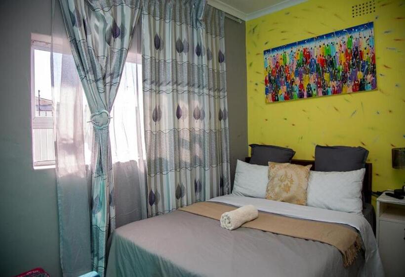 פנסיון Annex Lodge & Spa