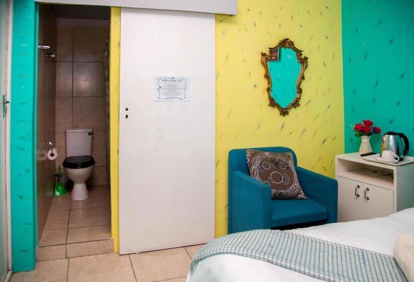 פנסיון Annex Lodge & Spa