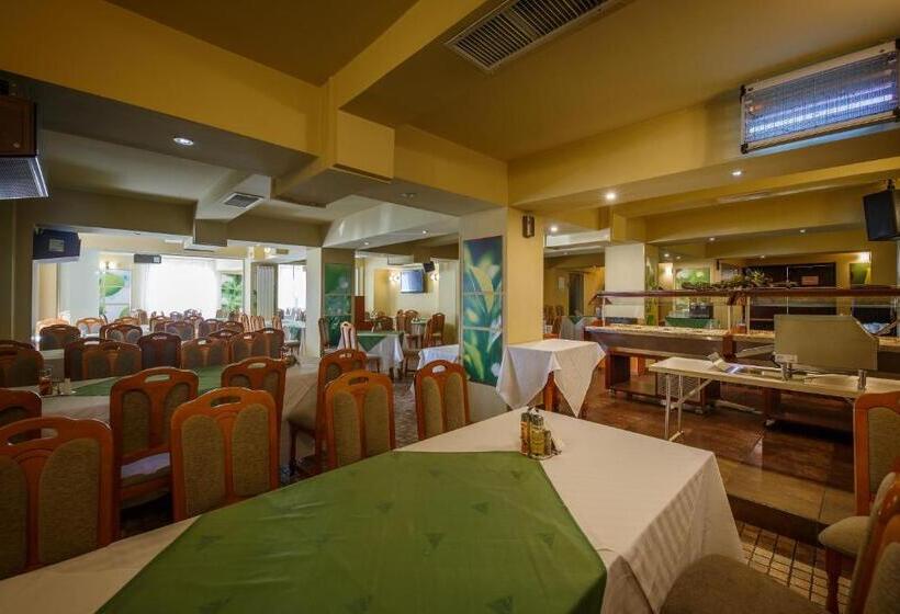 ホテル Eden 1 & Eden 2