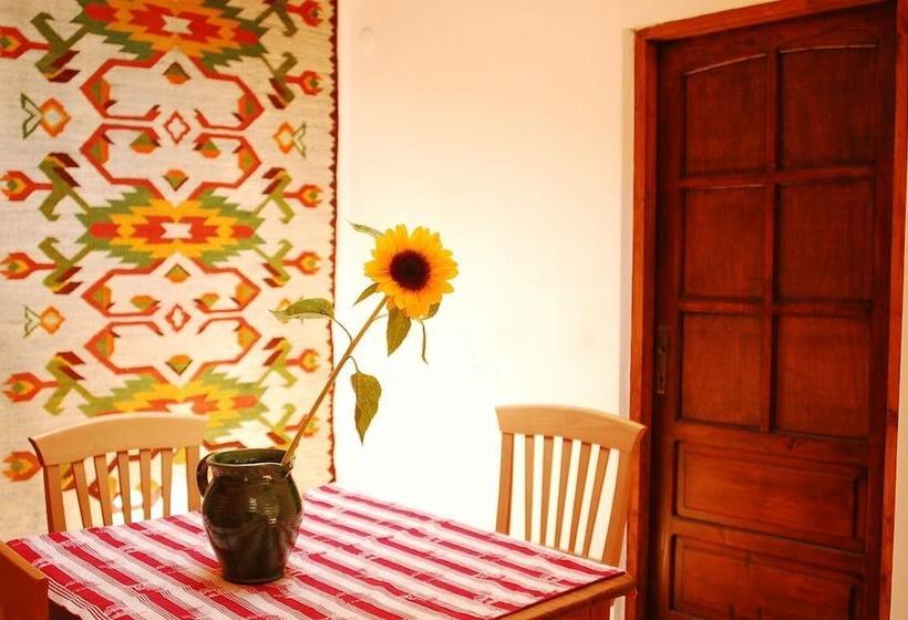 צימר Kolory Guest House