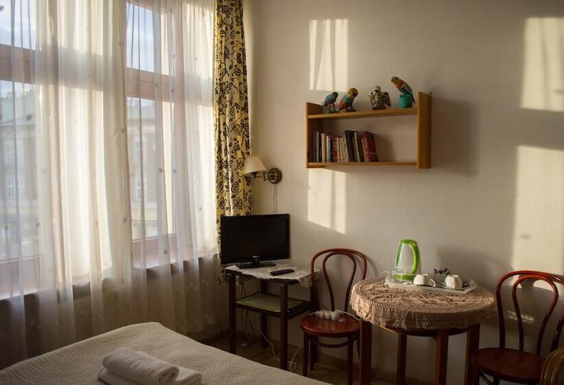 צימר Kolory Guest House