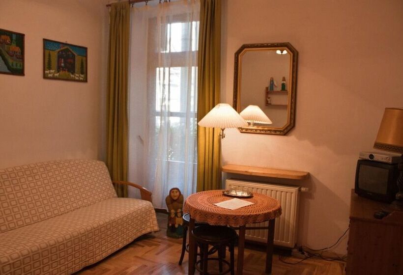 צימר Kolory Guest House