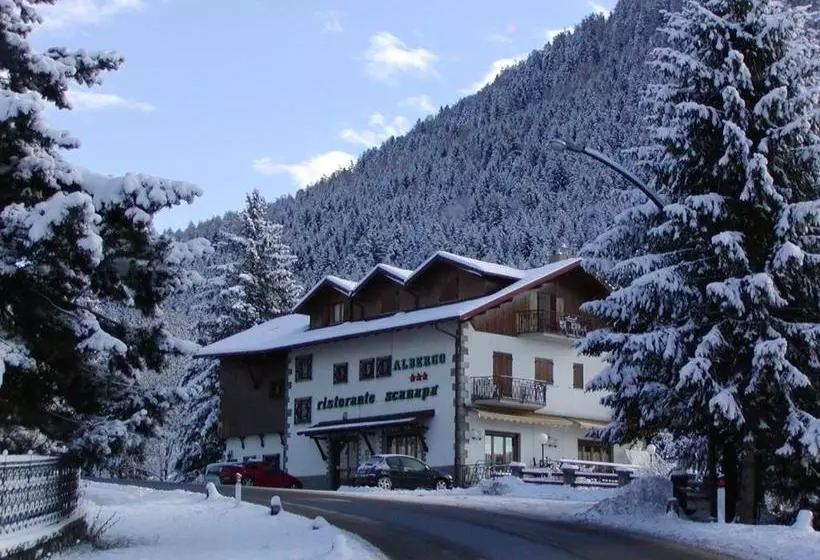 호텔 Albergo Ristorante Scanapà