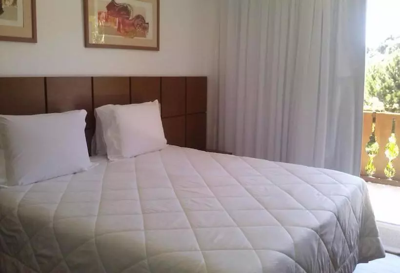 בית מלון כפרי Alpina Teresopolis