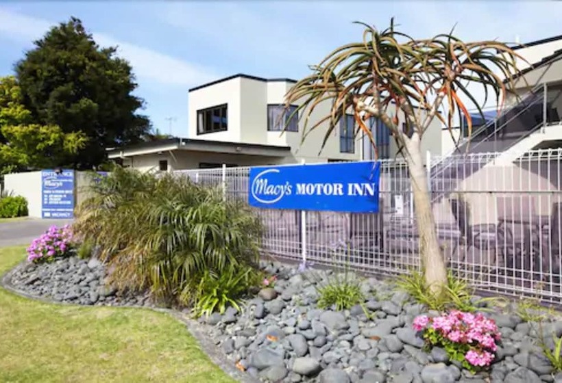 בית מלון כפרי Asure Macy's Motor Inn