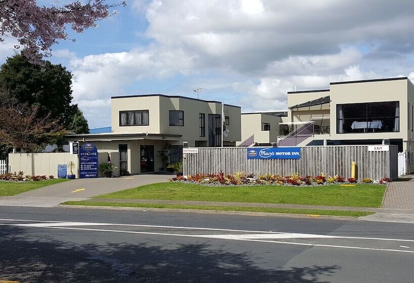 בית מלון כפרי Asure Macy's Motor Inn