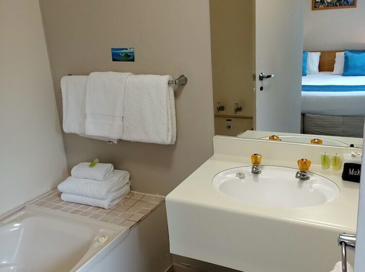 בית מלון כפרי Asure Macy's Motor Inn