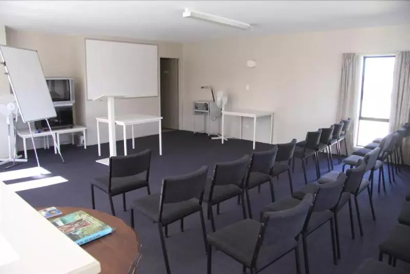 בית מלון כפרי Asure Macy's Motor Inn