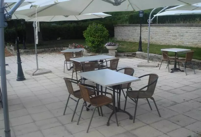 Отель Chambres D Hôtes La Chaumière