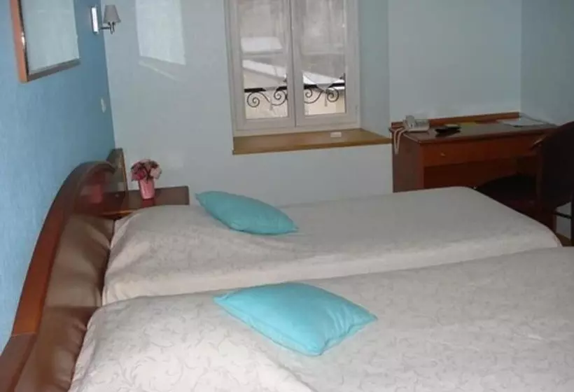 Отель Chambres D Hôtes La Chaumière