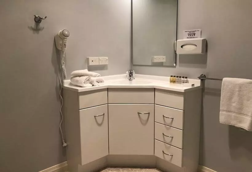 בית מלון כפרי High Peaks