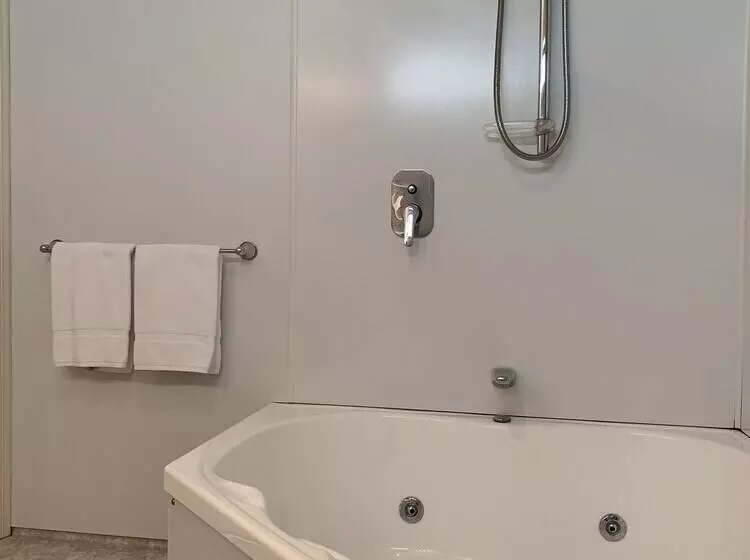 בית מלון כפרי High Peaks