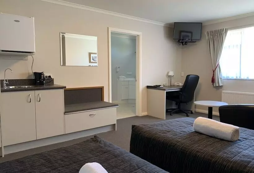 בית מלון כפרי High Peaks