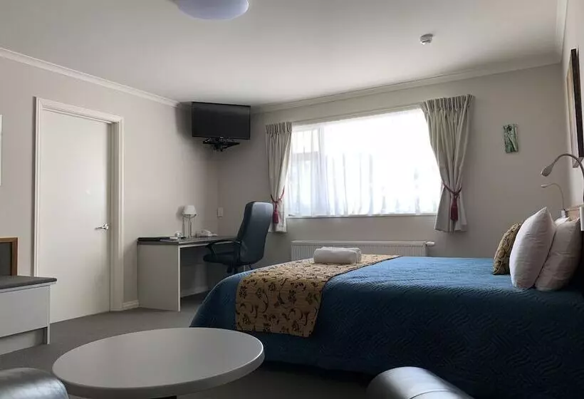 בית מלון כפרי High Peaks