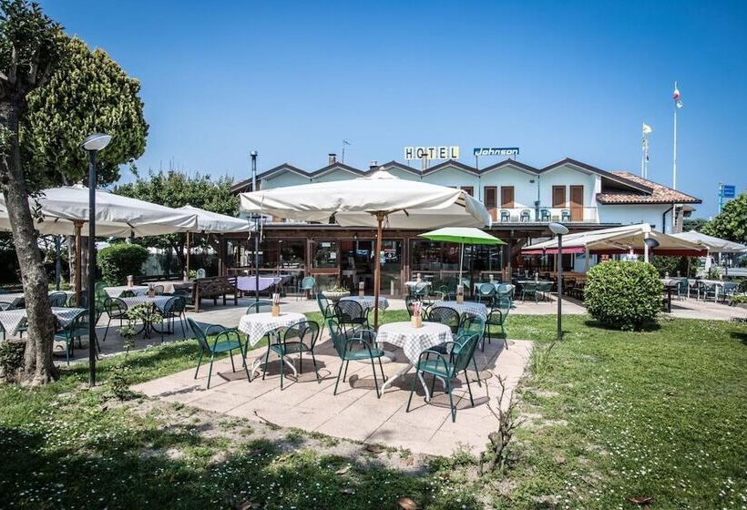 בית מלון כפרי Johnson