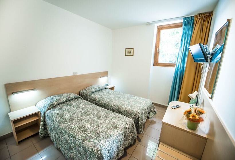 בית מלון כפרי Johnson