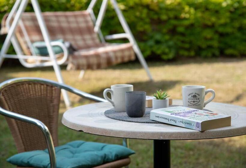 Hotel Kis Helikon Villa