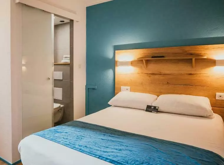 فندق Kyriad Direct Bordeaux Est Lormont