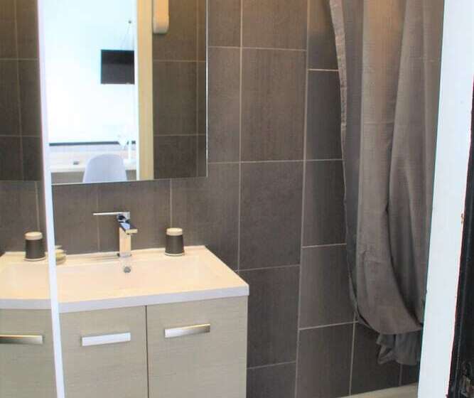 호텔 Logis Hôtel Pontet Hostellerie Maleville