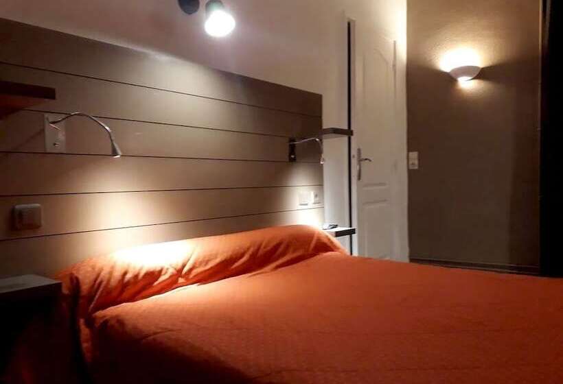 호텔 Logis Hôtel & Restaurant Le Montligeon