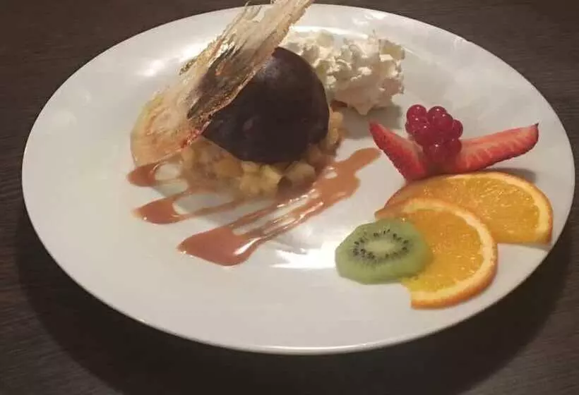 Logis Hotel Le Clos Des Oliviers