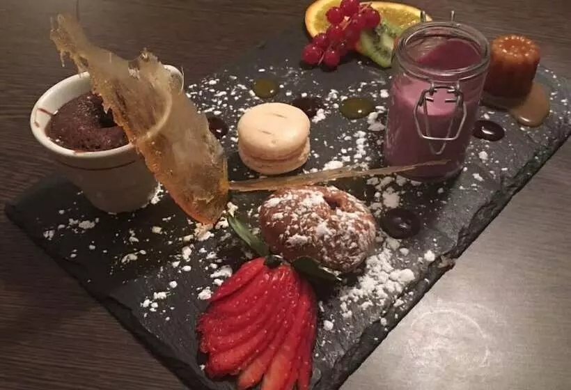 Logis Hotel Le Clos Des Oliviers