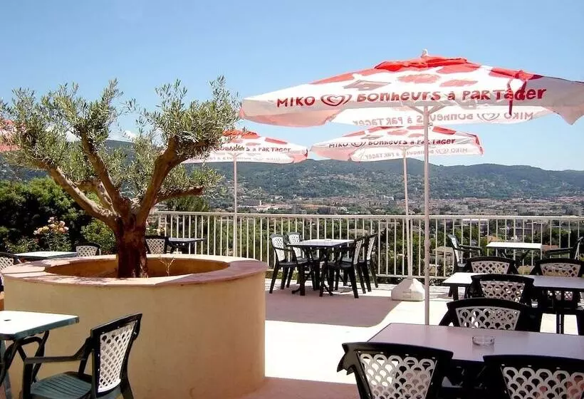 Logis Hotel Le Col De L Ange