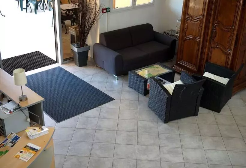 Logis Hotel Le Col De L Ange