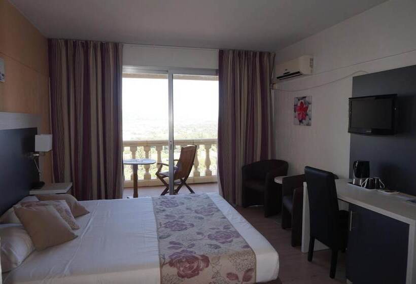 Logis Hotel Le Col De L Ange