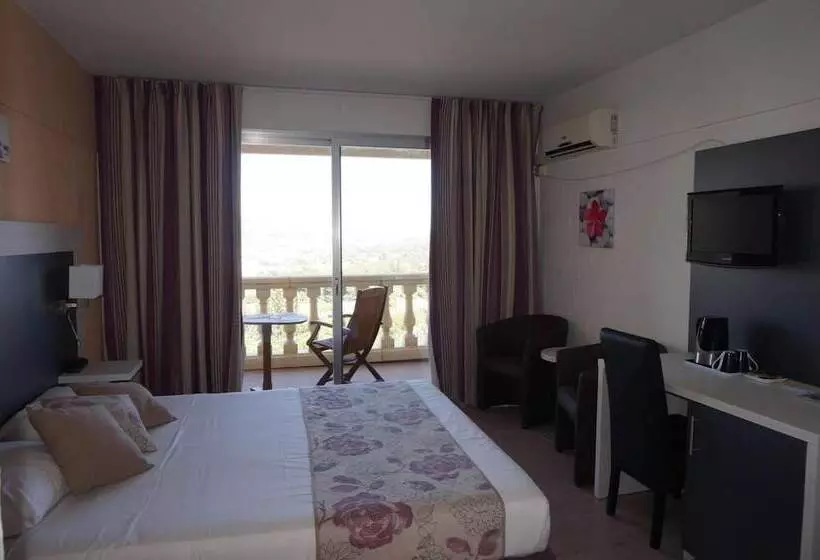 Logis Hotel Le Col De L Ange