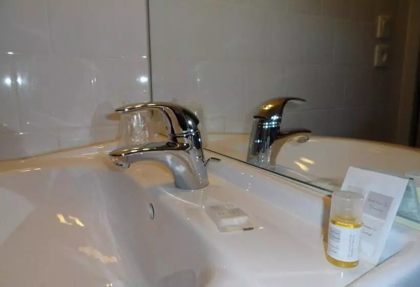 فندق Lyon Sud, Pierre Benite, St Genis Laval