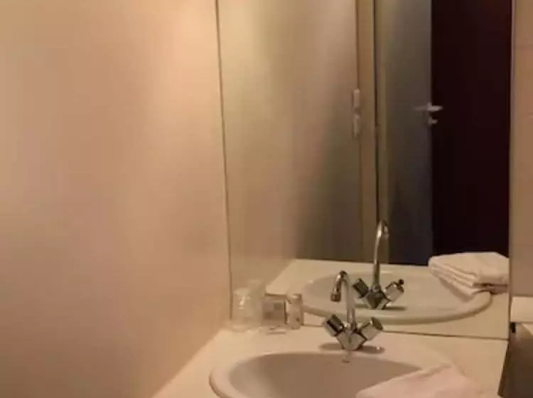 فندق Lyon Sud, Pierre Benite, St Genis Laval