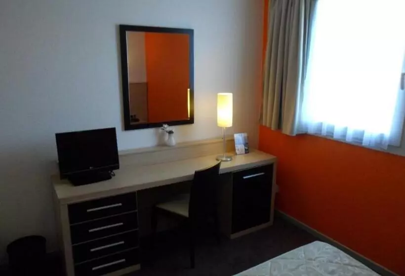 فندق Lyon Sud, Pierre Benite, St Genis Laval