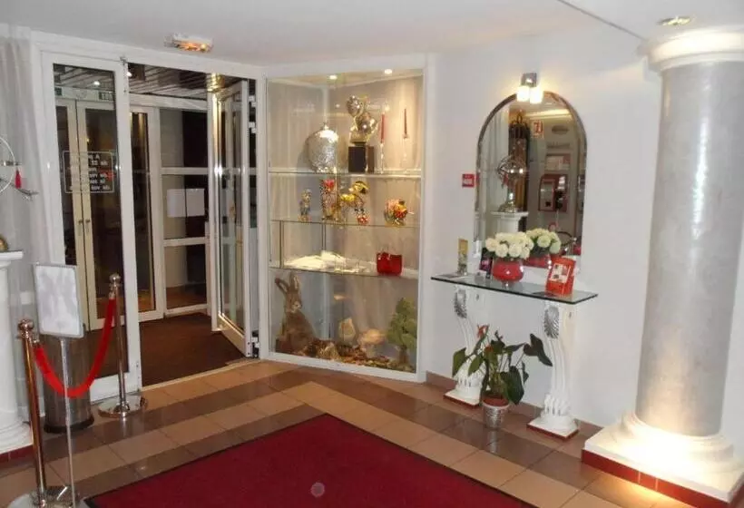 فندق Lyon Sud, Pierre Benite, St Genis Laval