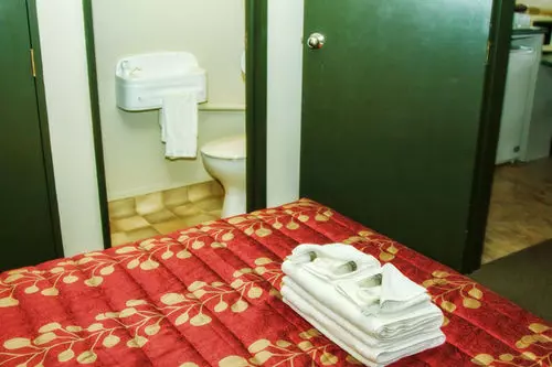 Pohutu Lodge Motel
