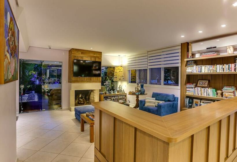 Pousada Dos Chás Hotel Boutique