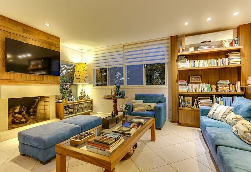 Pousada Dos Chás Hotel Boutique