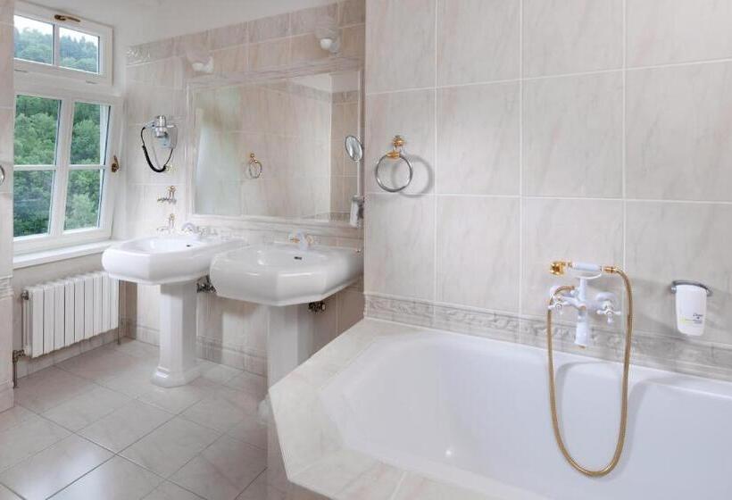 酒店 Radium Palace