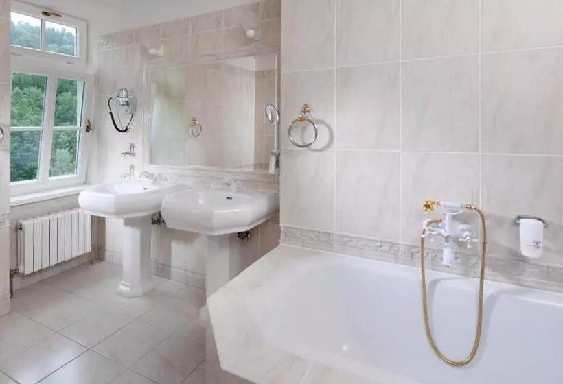 酒店 Radium Palace