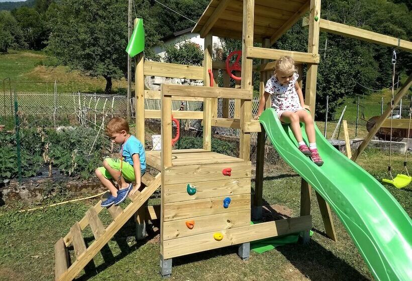 Отель Ristorante Sassi Rossi