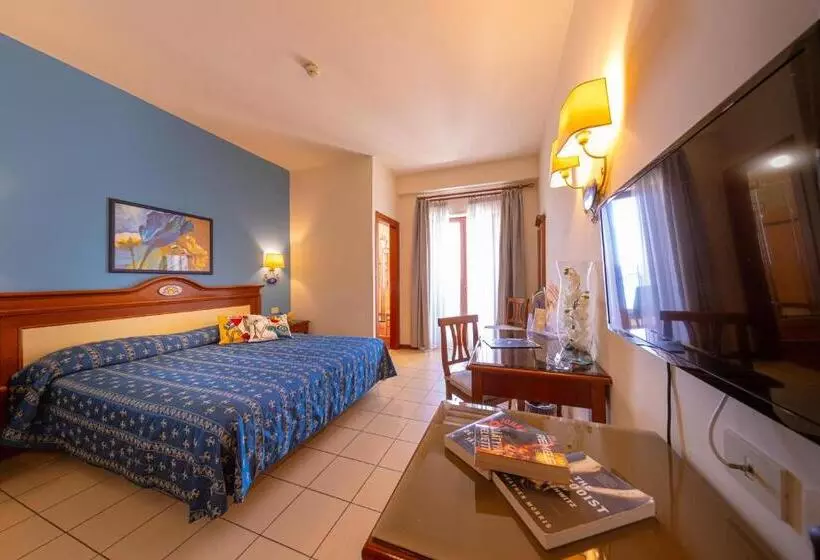 酒店 Riva Del Sole