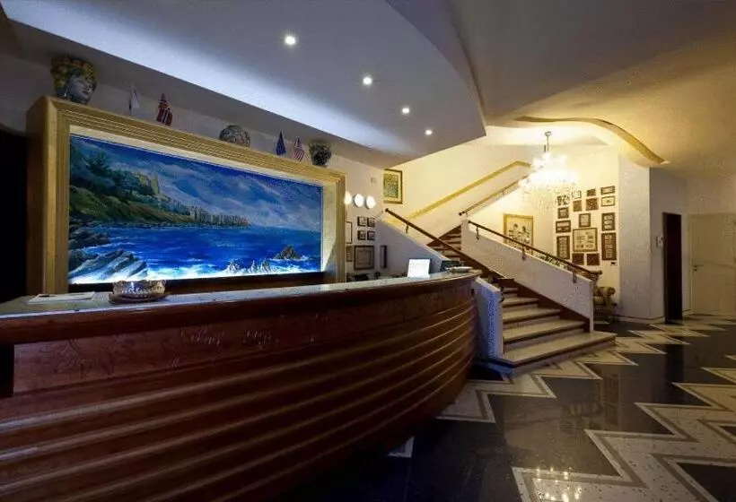 酒店 Riva Del Sole