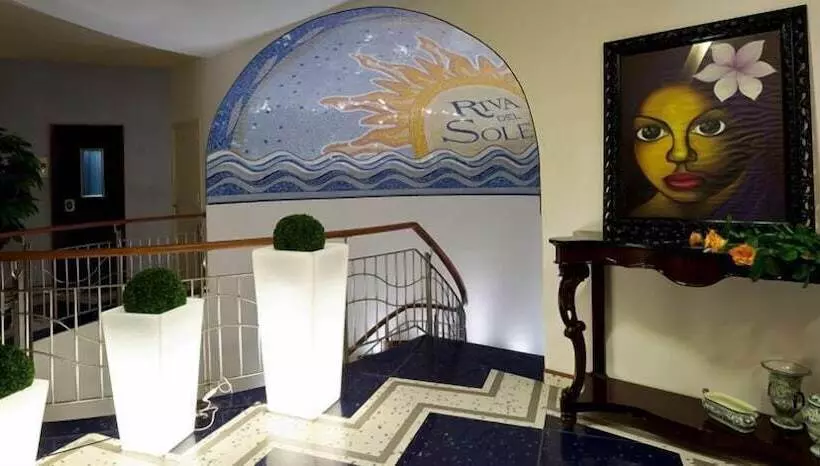 酒店 Riva Del Sole