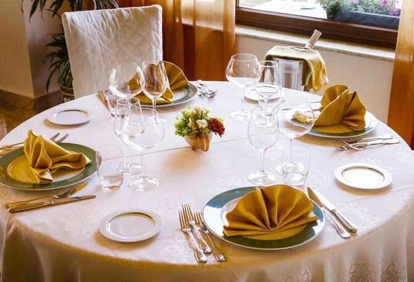 酒店 Riva Del Sole