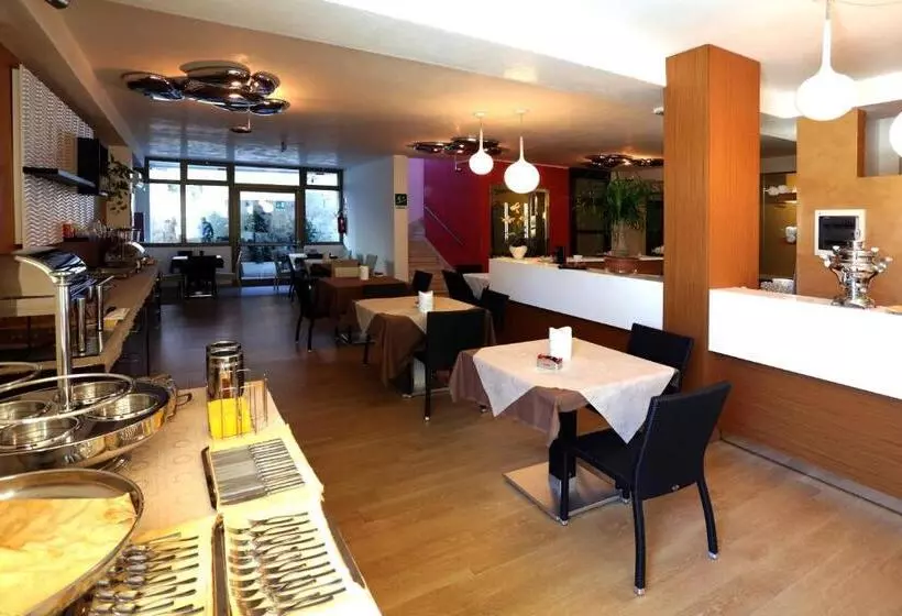 בית מלון כפרי Santa Caterina Resort