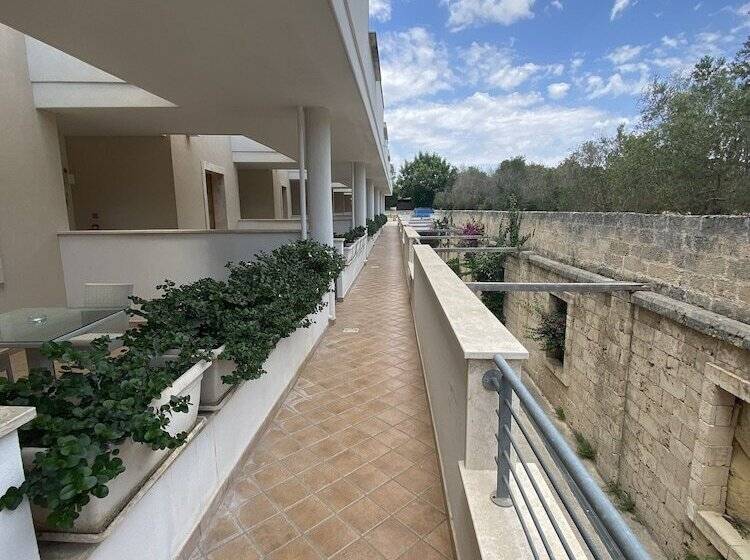 Отель Santa Caterina Resort