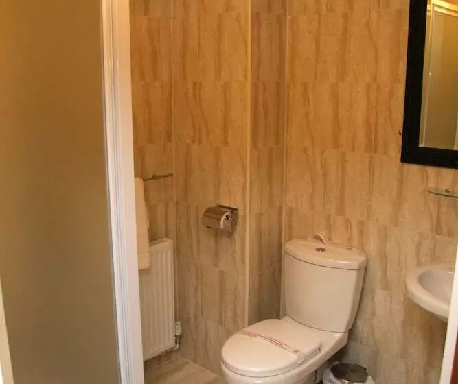 Отель Sheil Suites