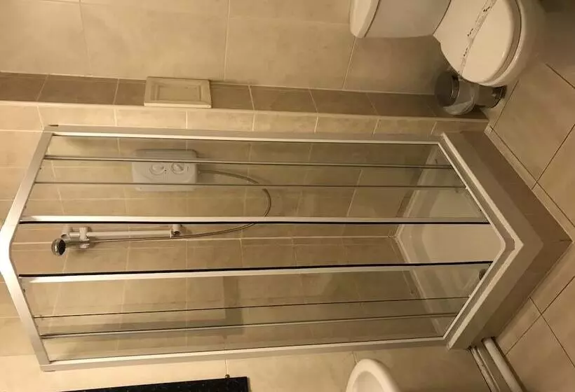 Отель Sheil Suites