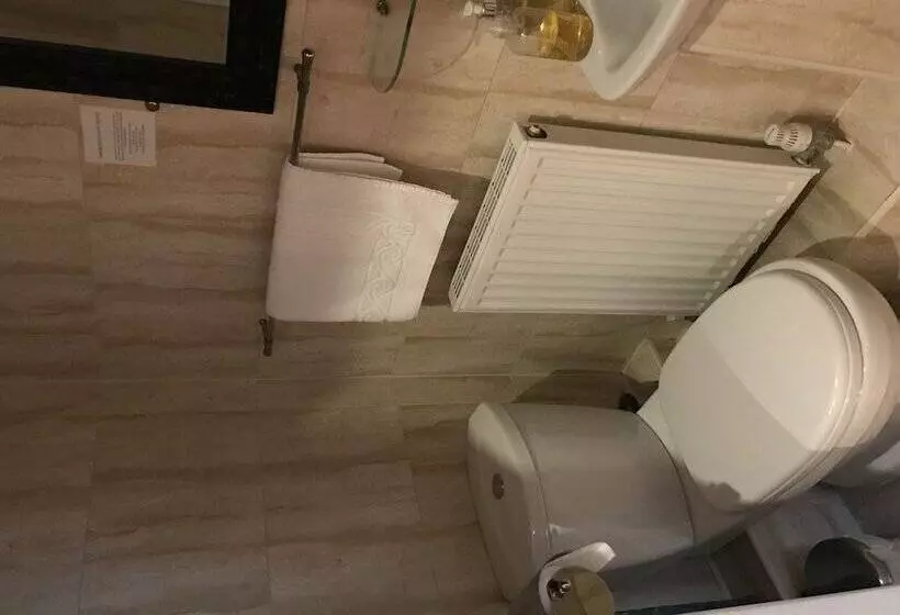 Отель Sheil Suites