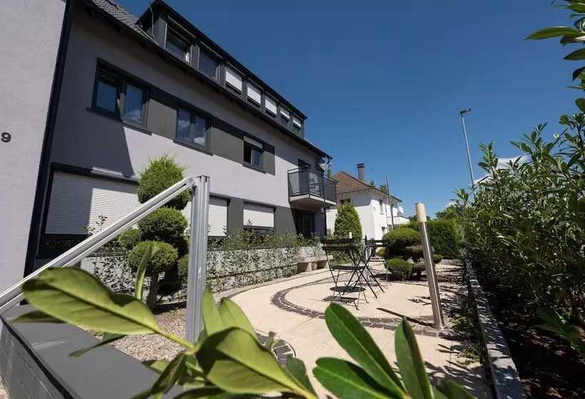 בית מלון כפרי V Business Apartments Böblingen
